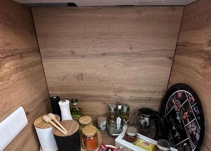 Apartment Grey Igloo