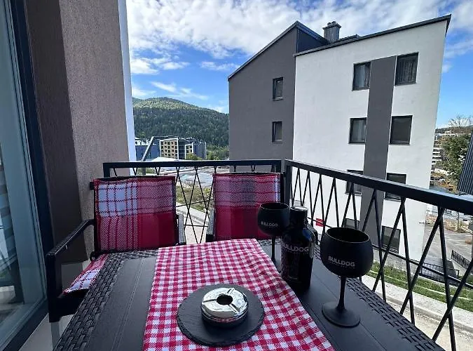 Apartment Grey Igloo *