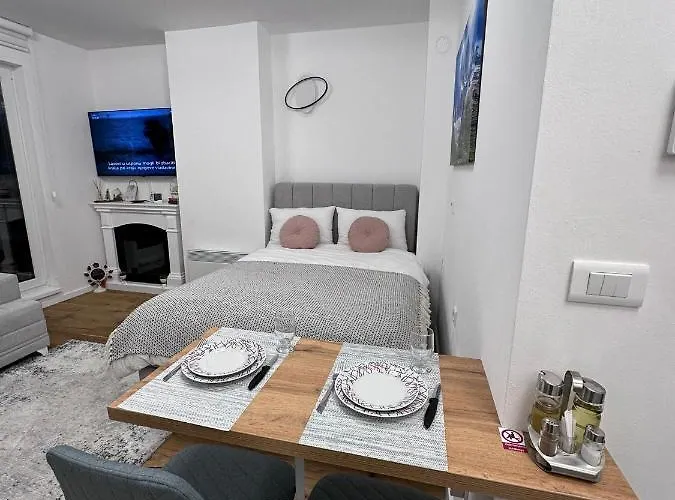 Grey Igloo Apartment *