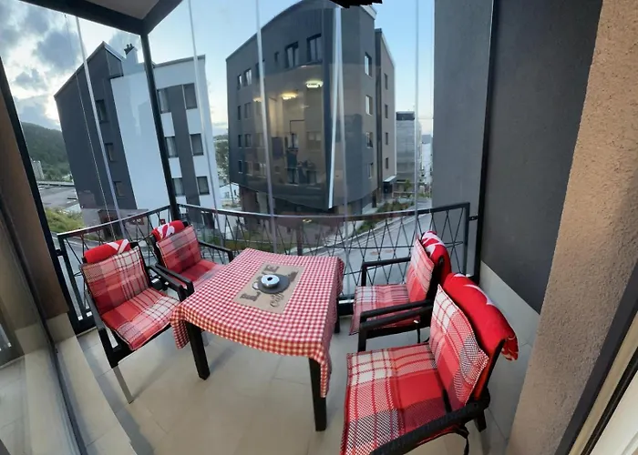 Apartment Grey Igloo